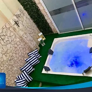 Santa Sophia Del Mar Homestay
