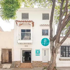 Club House Hostel